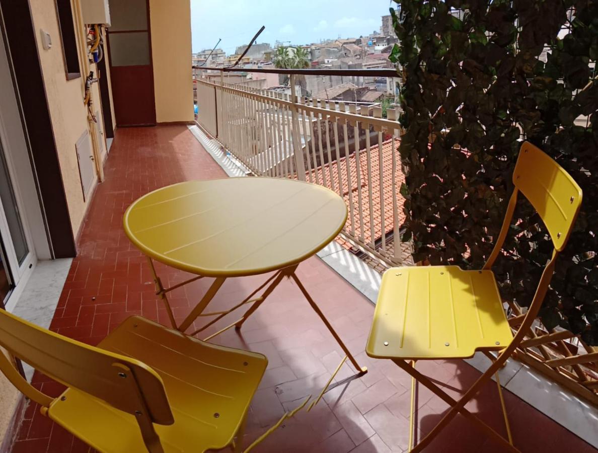 Cori Di Casa Apartment Catania Bagian luar foto