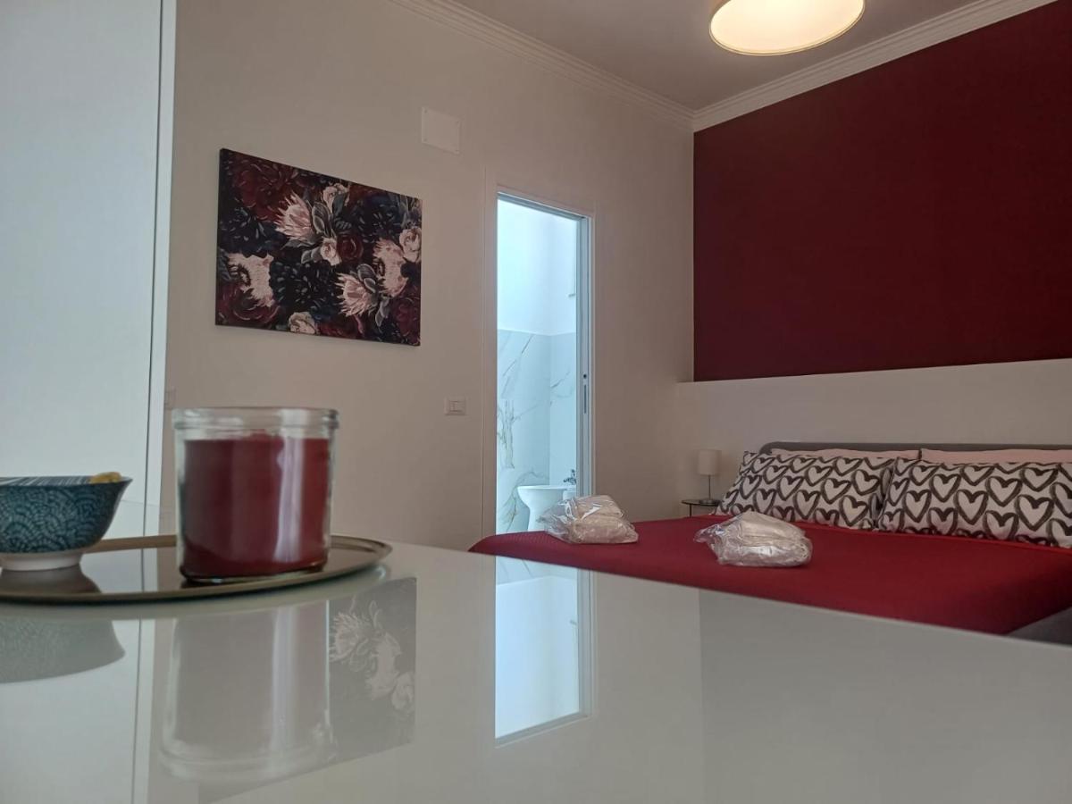 Cori Di Casa Apartment Catania Bagian luar foto