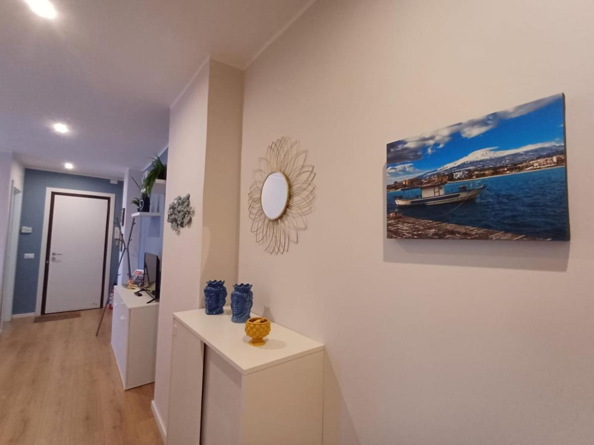 Cori Di Casa Apartment Catania Bagian luar foto